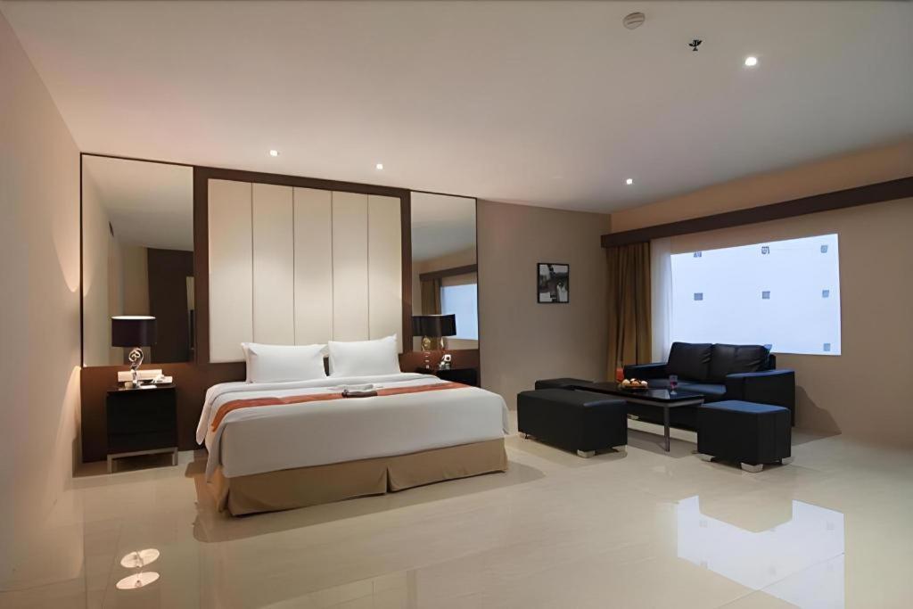 Aria Barito Hotel Банджармасин Экстерьер фото